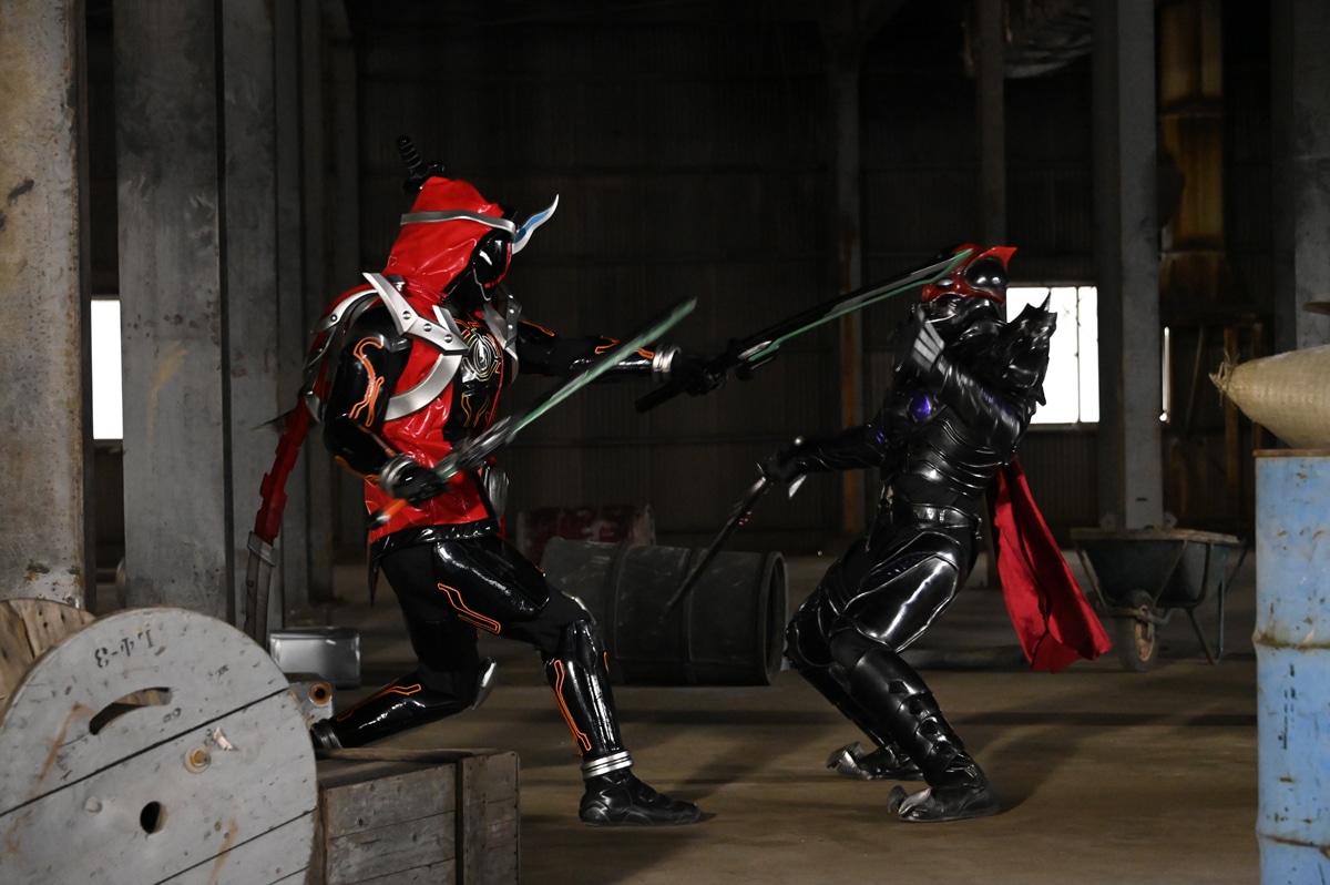 「仮面ライダーセイバー×ゴースト」