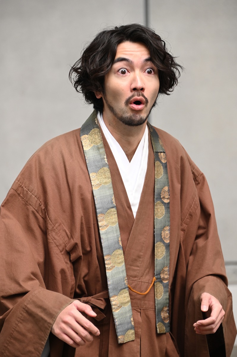 「仮面ライダーセイバー×ゴースト」より、聡太郎演じるジャベル。