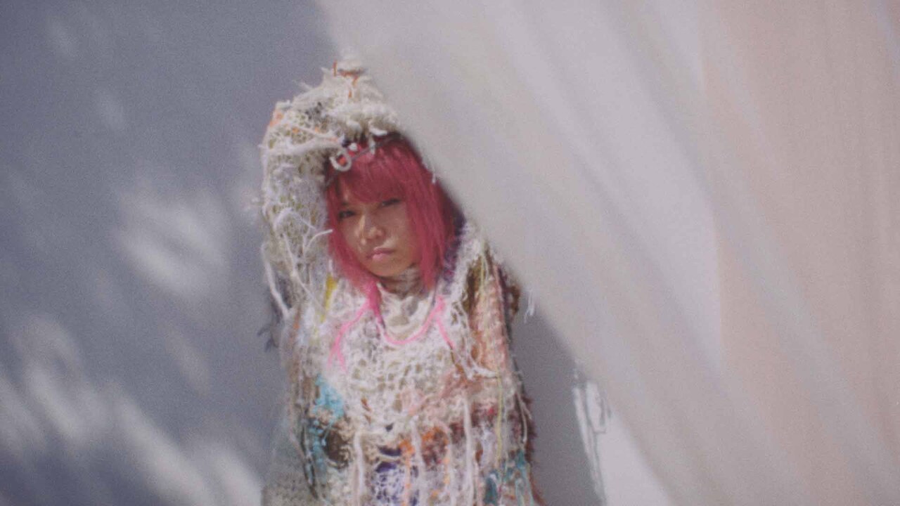 齊藤工が「ゾッキ」主題歌MVをディレクション、Charaと息子HIMIが歌唱