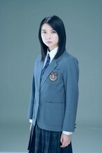 藤野涼子役の上白石萌歌。