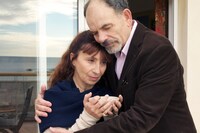 「海辺の家族たち」