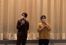 「ある用務員」舞台挨拶に出席した福士誠治（左）、阪元裕吾（右）。