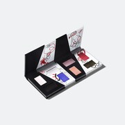 「ディズニー クルエラ コレクション by M・A・C」スモール アイシャドウ×8（税込7370円）