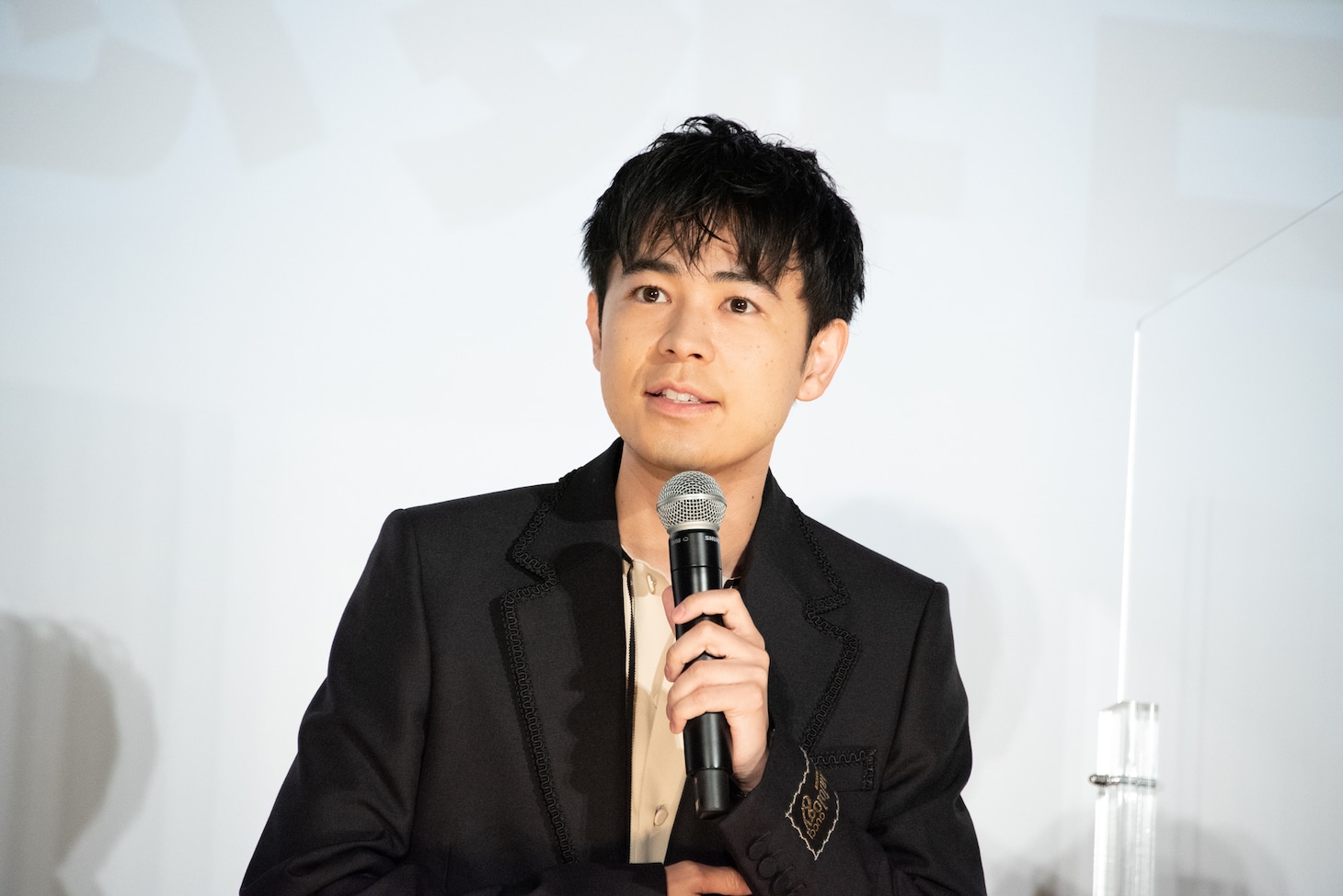 成田凌