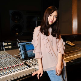 山口真帆も歌唱、mzsrzによる主題歌収めた「ショコラの魔法」予告公開