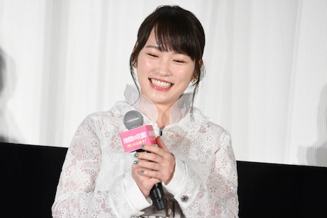 川栄李奈