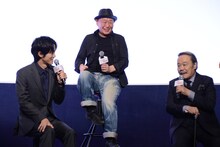 左から松坂桃李、泉谷しげる、西田敏行。