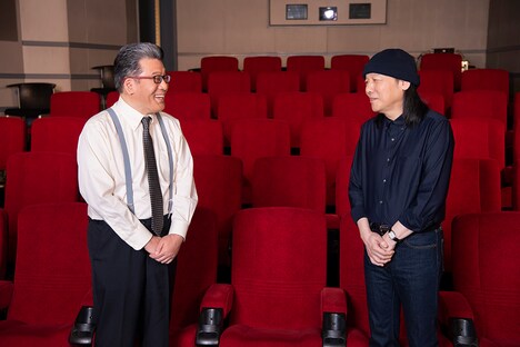 左から軽部真一、山下達郎。（撮影：菊地英二）