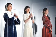 左から高畑充希、菅野美穂、尾野真千子。