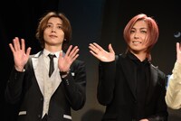 左から染谷俊之、蒼井翔太。