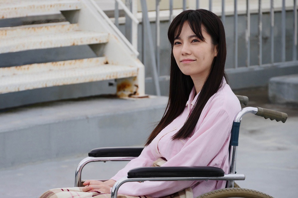 「世にも奇妙な物語'21夏の特別編」の1編「三途の川アウトレットパーク」より。