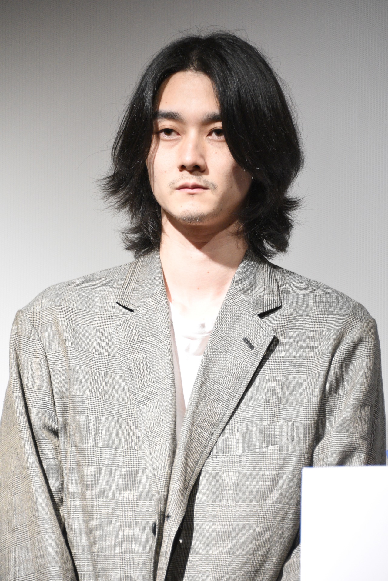 柳俊太郎