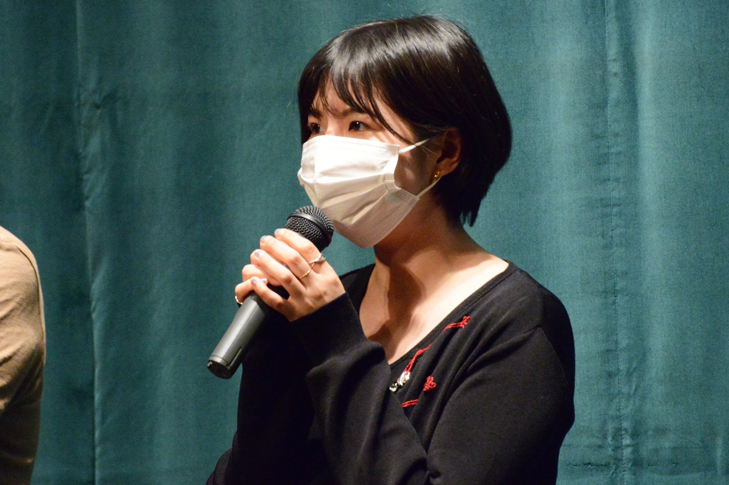 首藤凜