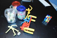 呂太のお菓子と模型。