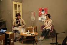 左から藪野麻矢、横浜聡子。