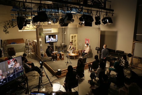 「デジタルドラマII補講 演出講義 ーその人間の中と外ー  横浜聡子監督の『いとみち』について」の様子。