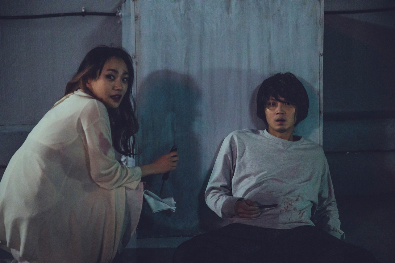 奈緒が磯村勇斗にもたれかかる、「演じ屋」予告公開