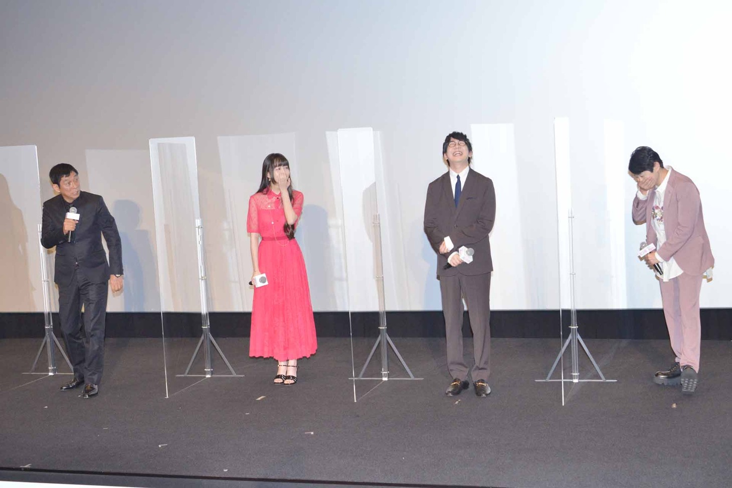左から明石家さんま、Cocomi、花江夏樹、下野紘。