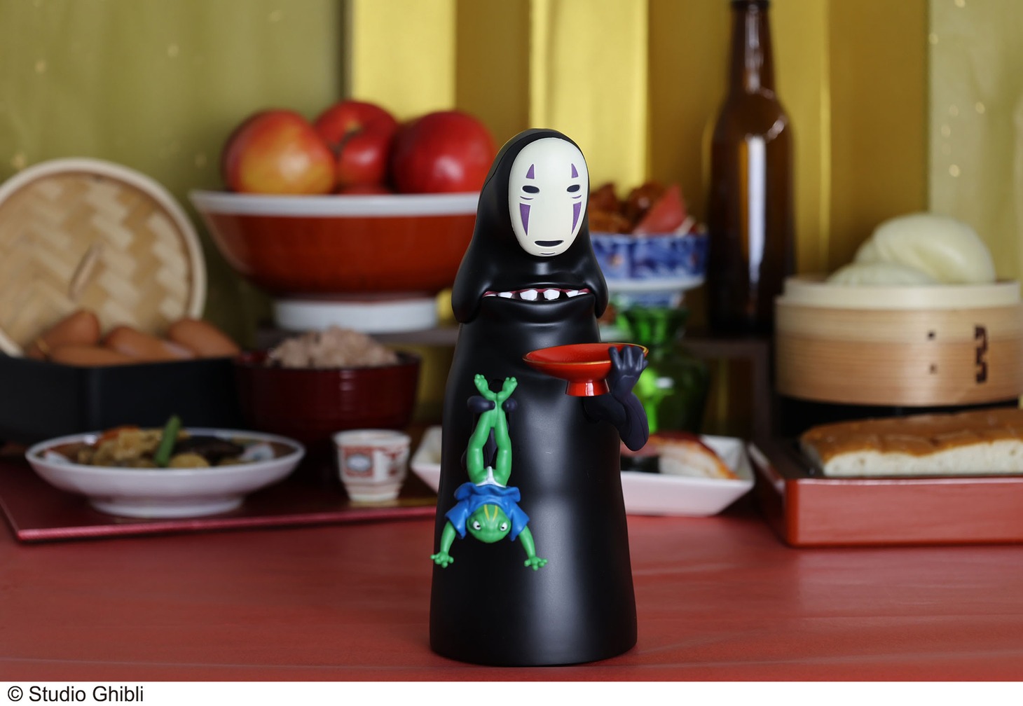 「もっと！むしゃむしゃ貯金箱」イメージ