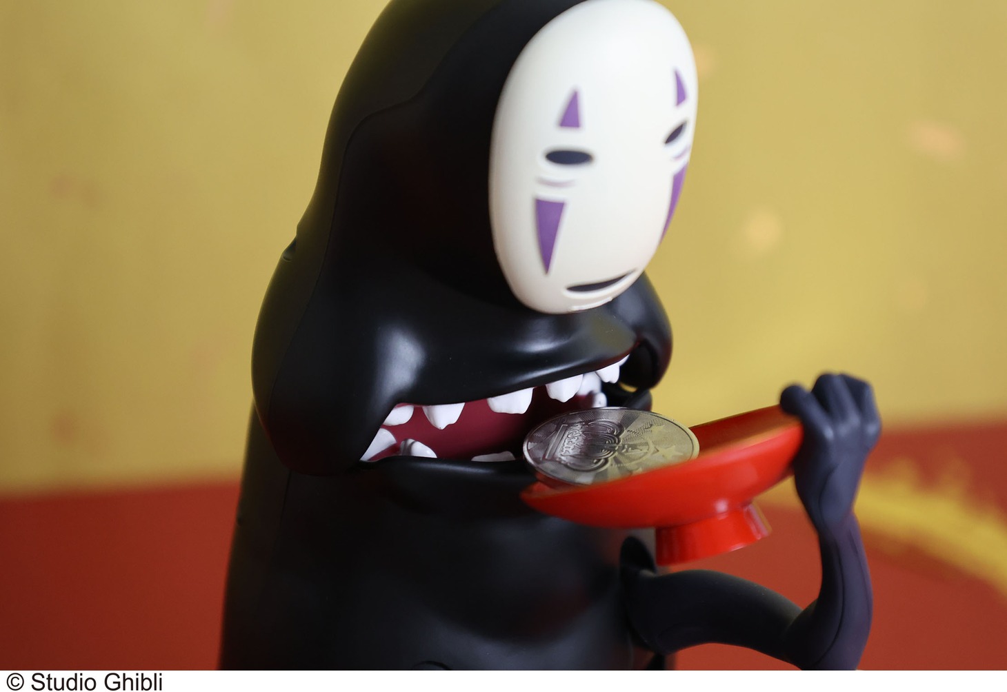 「もっと！むしゃむしゃ貯金箱」イメージ