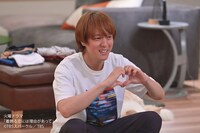 「公式 うちキュン▼BOOK 着飾る恋には理由があって」より、丸山隆平。