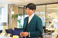「公式 うちキュン▼BOOK 着飾る恋には理由があって」より、向井理。