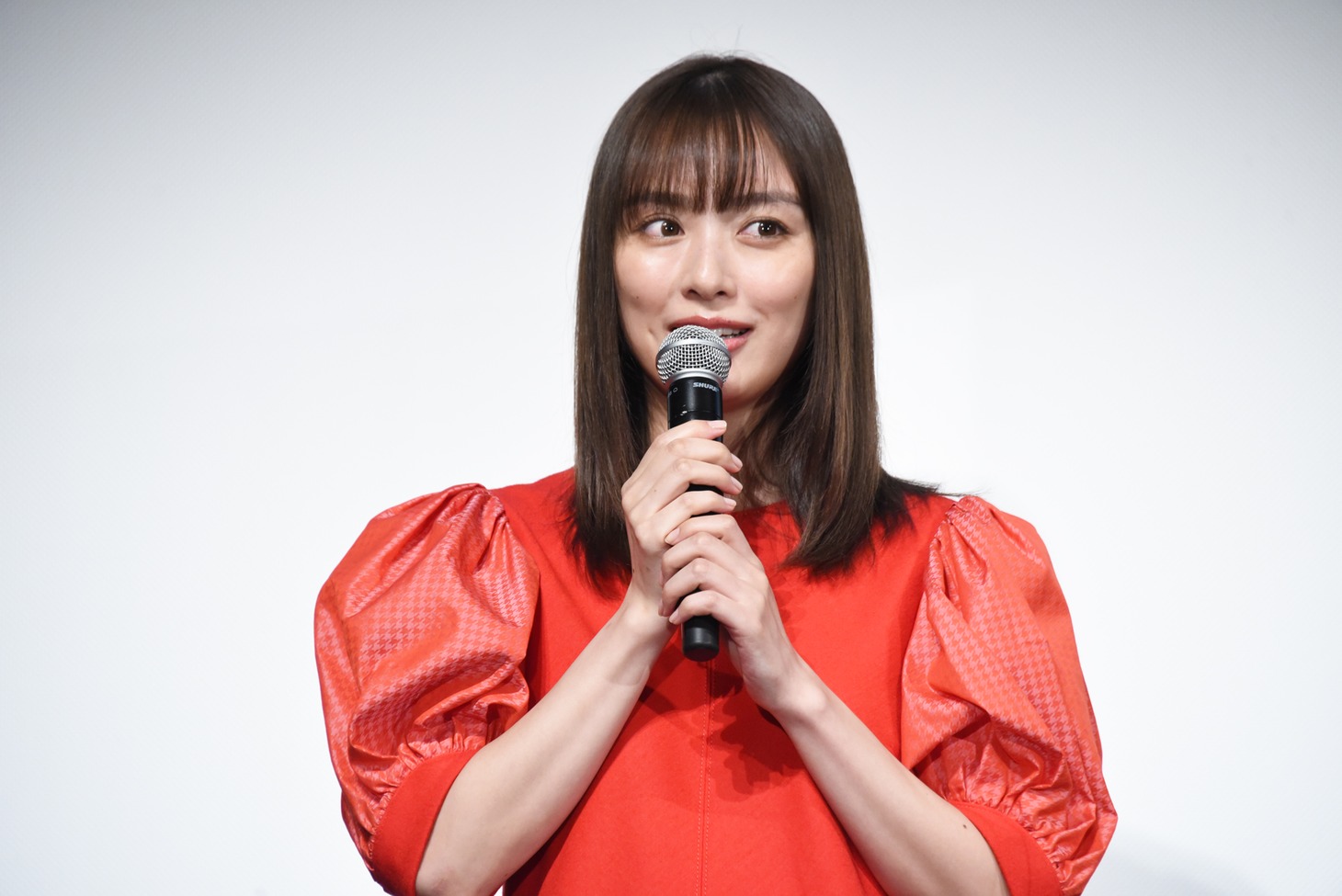 内田理央