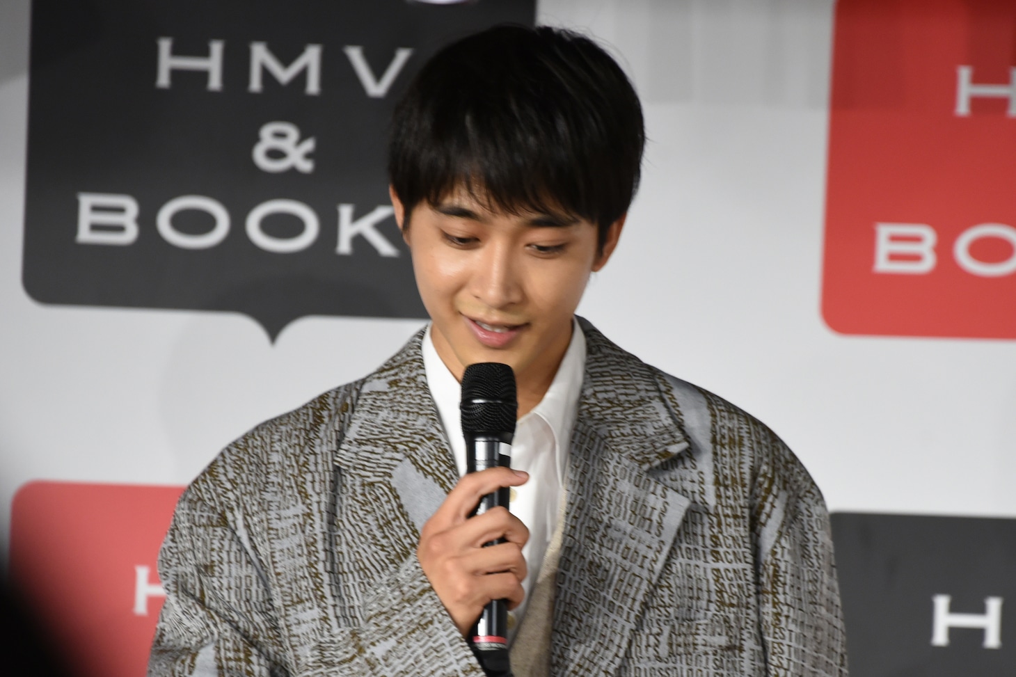 佐藤寛太