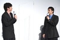 左から田中圭、山田裕貴。