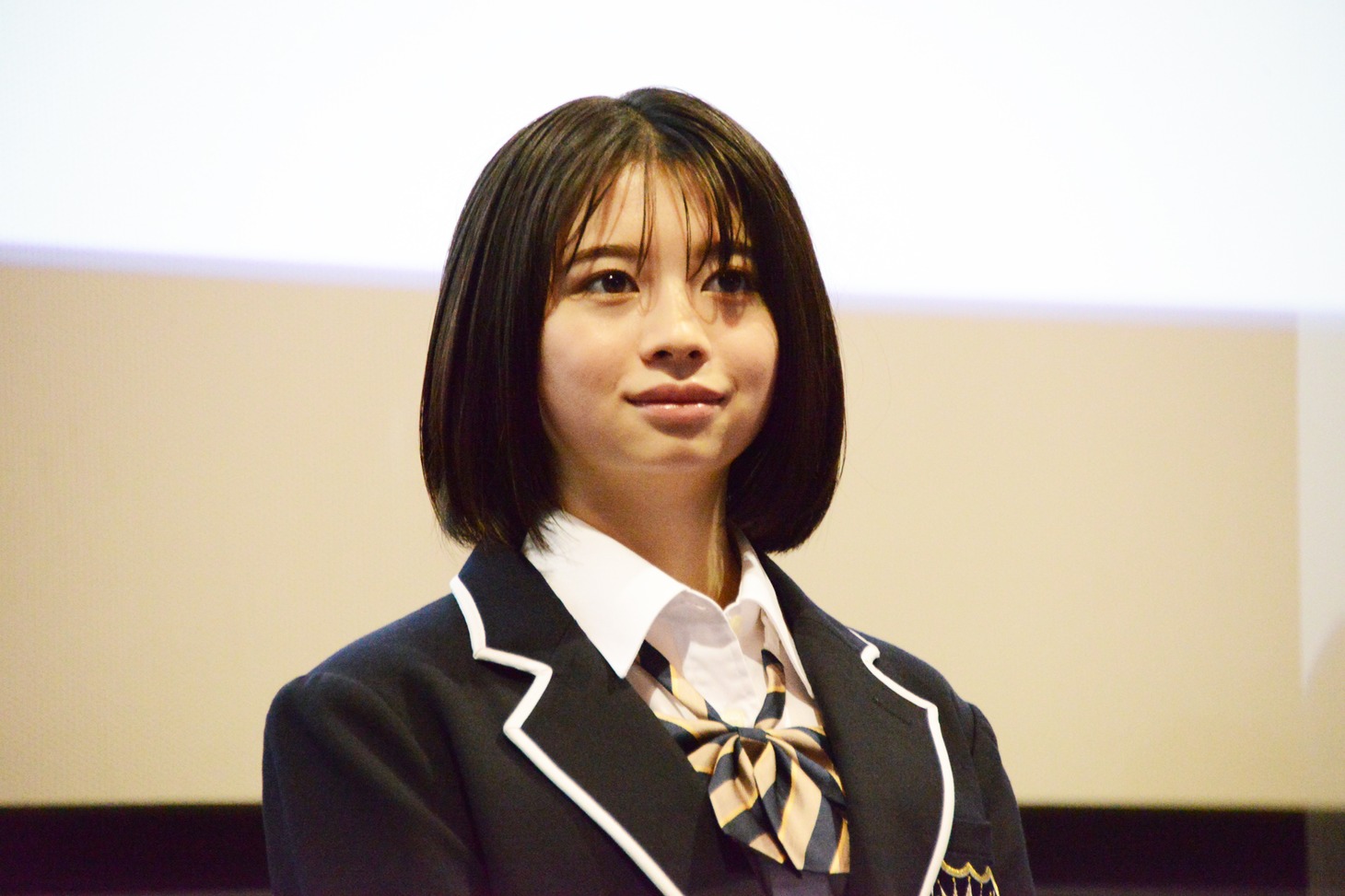 桜田ひより