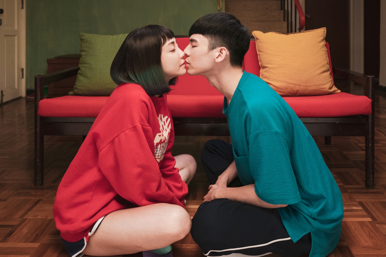 潔癖症の男女が恋に落ちるも症状が消失、台湾ラブコメ「恋の病」予告公開