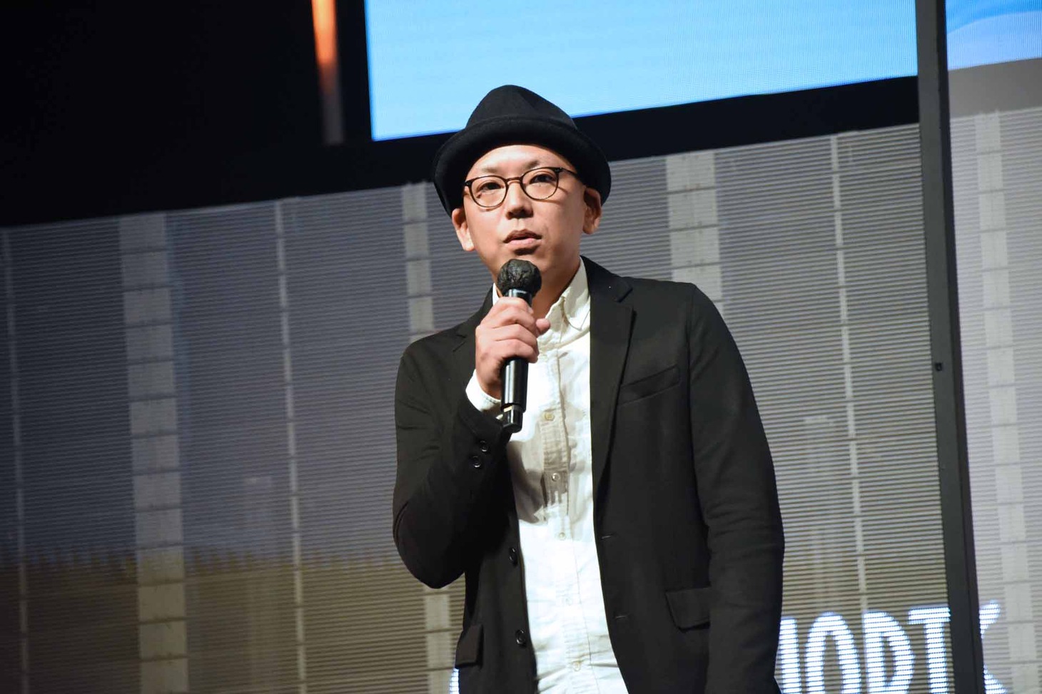 真利子哲也