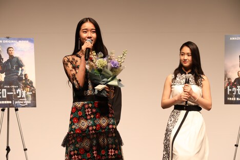 左から天翔天音、天翔愛。