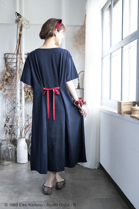 「Donguri Closet 限定 魔女の宅急便 リラックスウェア 魔女のワンピース ロング」着用イメージ