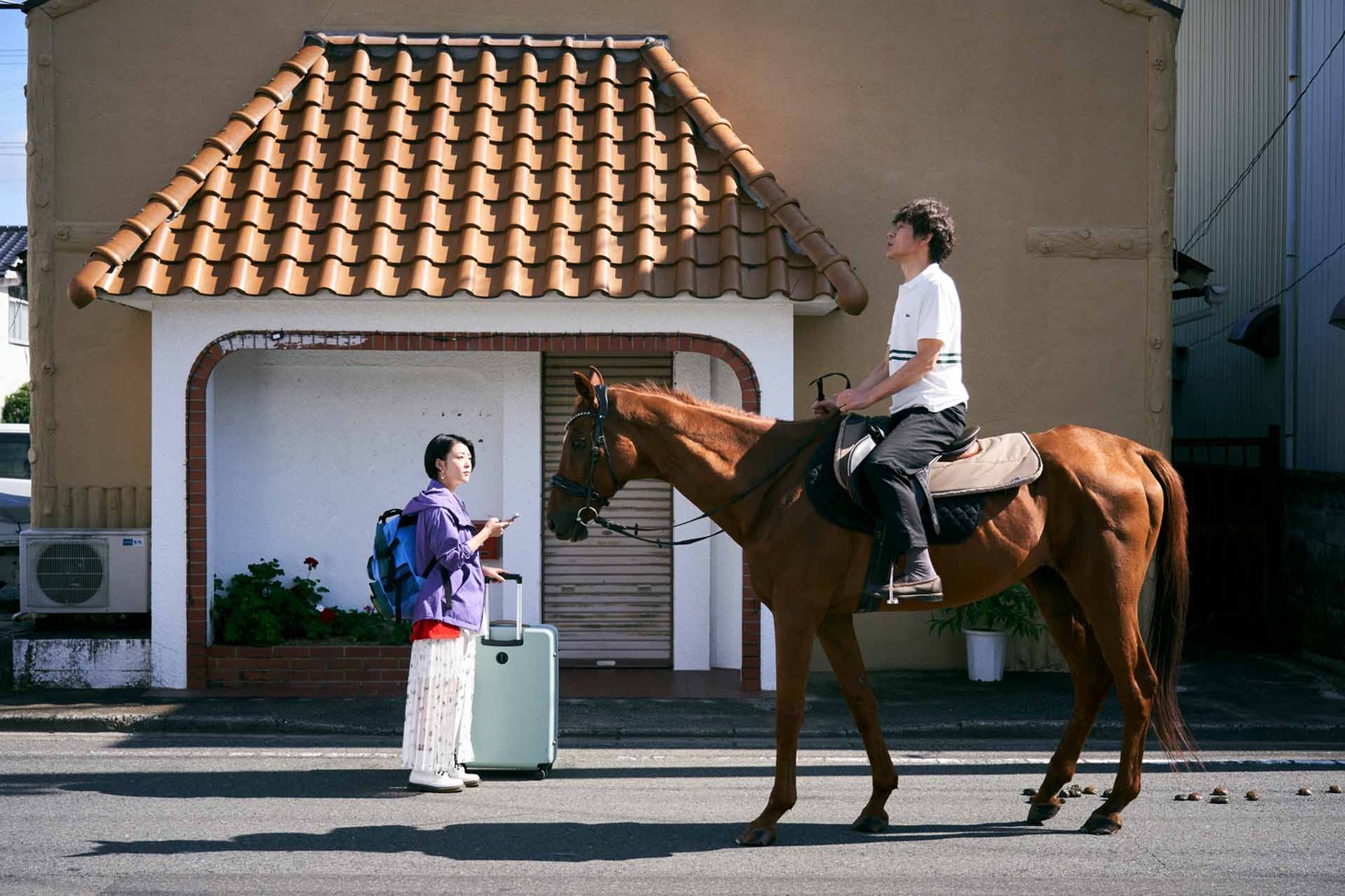 「浜の朝日の嘘つきどもと」新場面写真