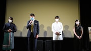 左から徳竹未夏、赤井英和、上西雄大、古川藍。