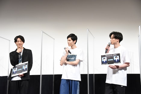 左から井上祐貴、萩原利久、柾木玲弥。
