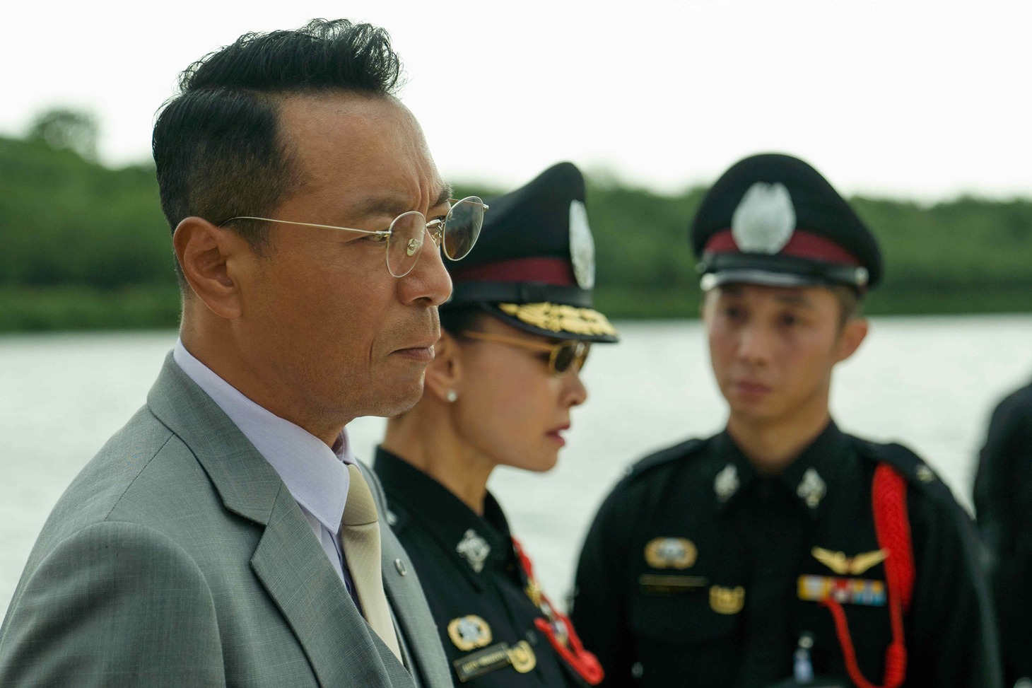 「共謀家族」