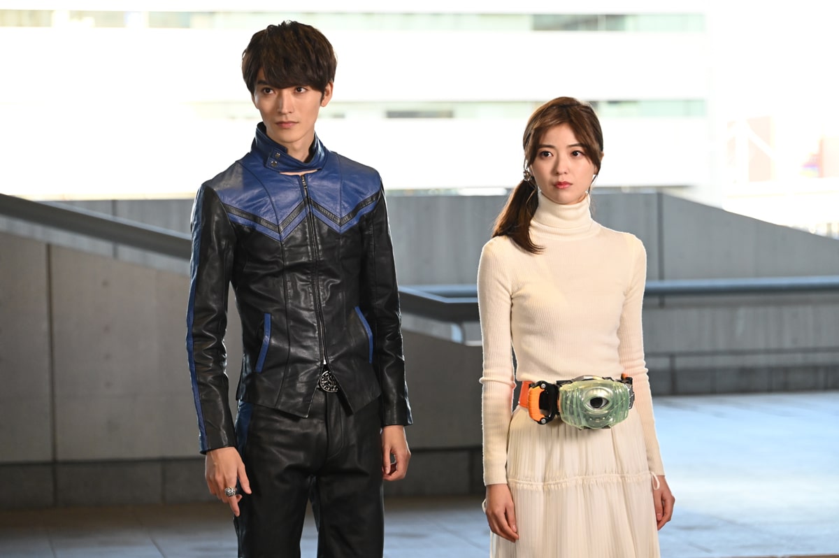 山本涼介も出演 仮面ライダースペクター ブレイズ 配信 カノンがライダーに変身 コメントあり 映画ナタリー