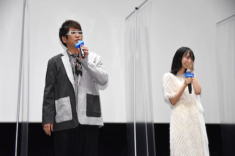 左から古坂大魔王、駒井蓮。