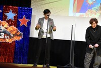 「コンビニバイト中、自分にヒーローの能力があると気付いた男」というアメコミ映画モノマネを披露するこがけん。