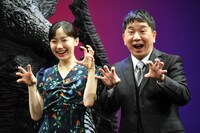 左から芦田愛菜、田中裕二。