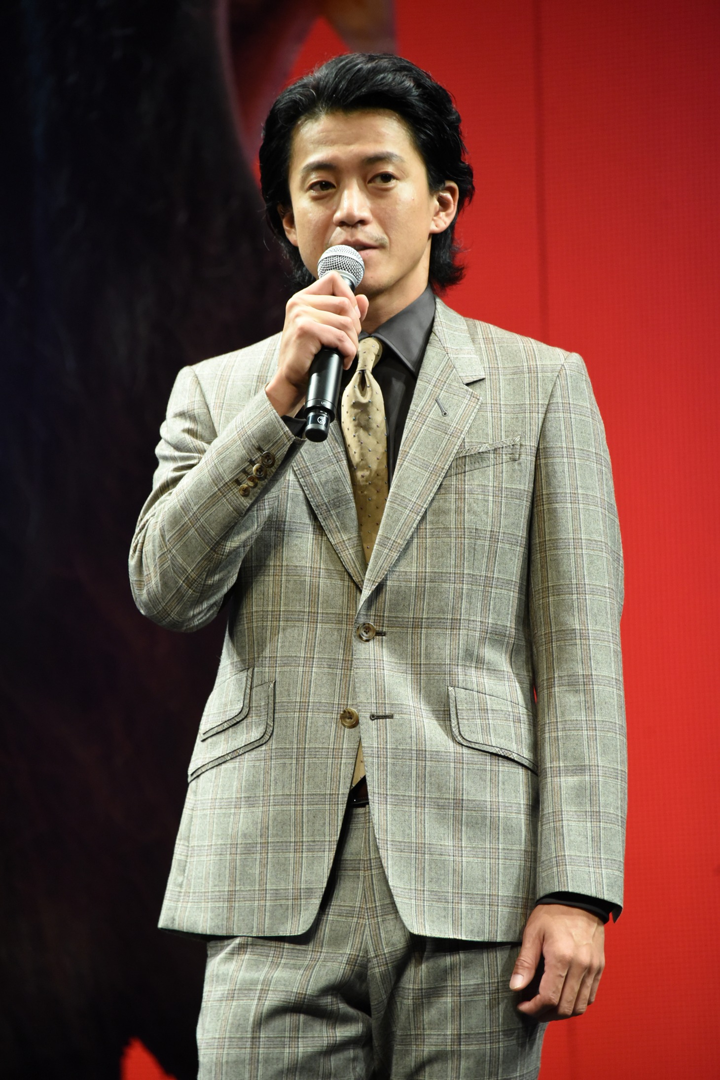 小栗旬