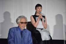 寺島しのぶ（奥）