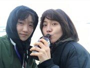 左からキム・イェウン、チェ・ヒソ。