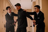 「人生の運転手（ドライバー）～明るい未来に進む路～」