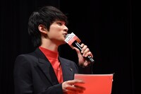 MCに挑戦する北村匠海。