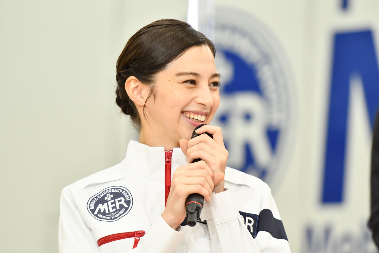 中条あやみ 中条あやみ - 「TOKYO MER」鈴木亮平が賀来賢人演じる医系技官を
