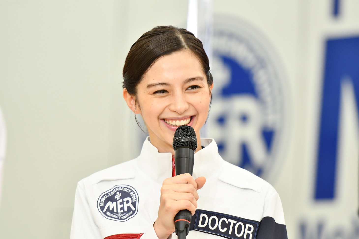 中条あやみ