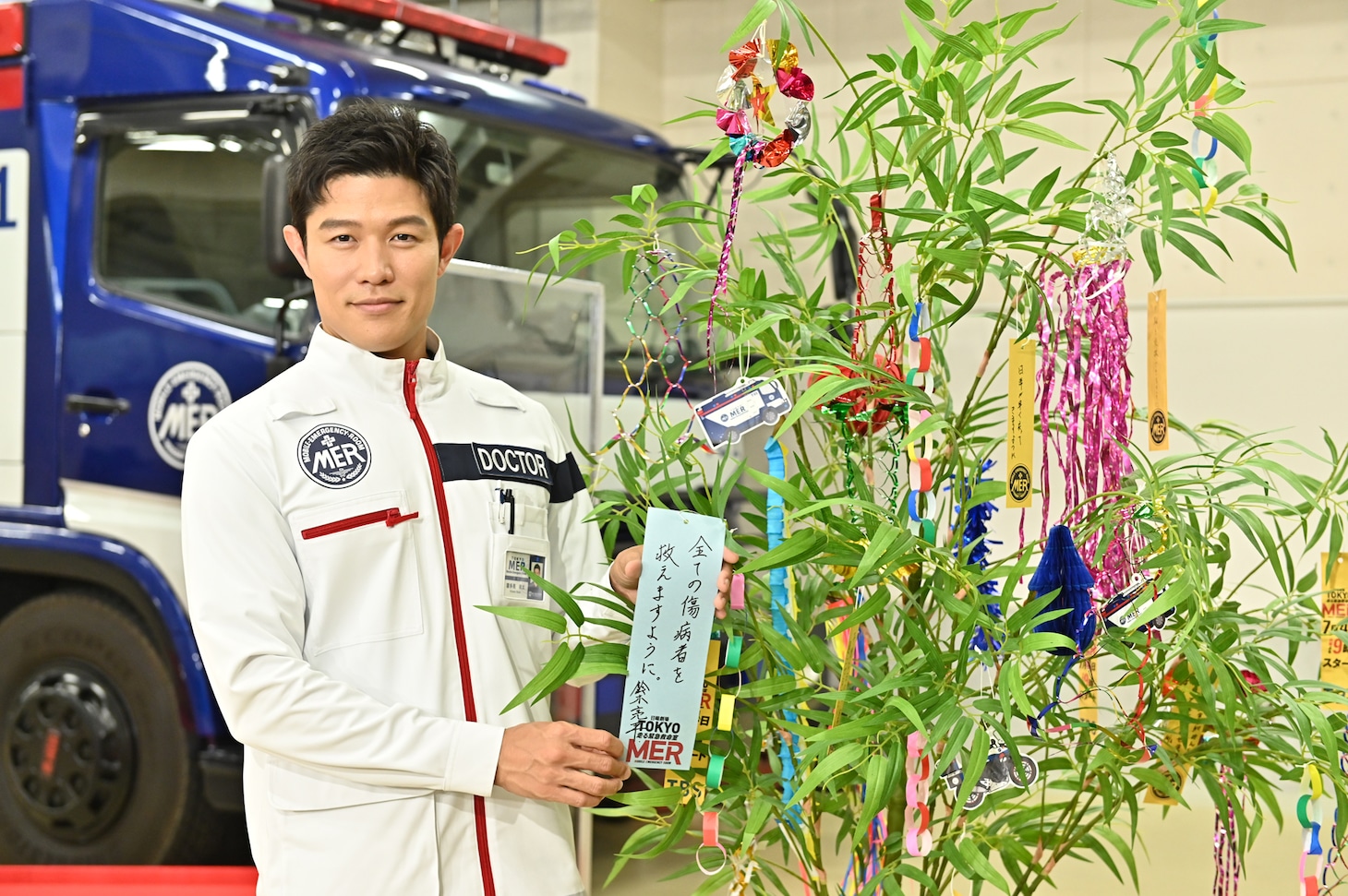 鈴木亮平